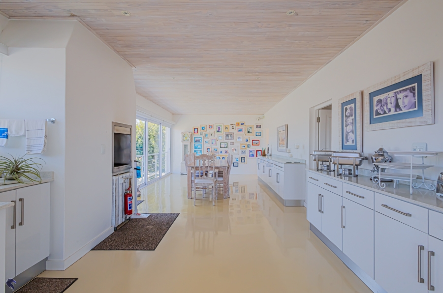 4 Bedroom Property for Sale in Myburgh Park Western Cape